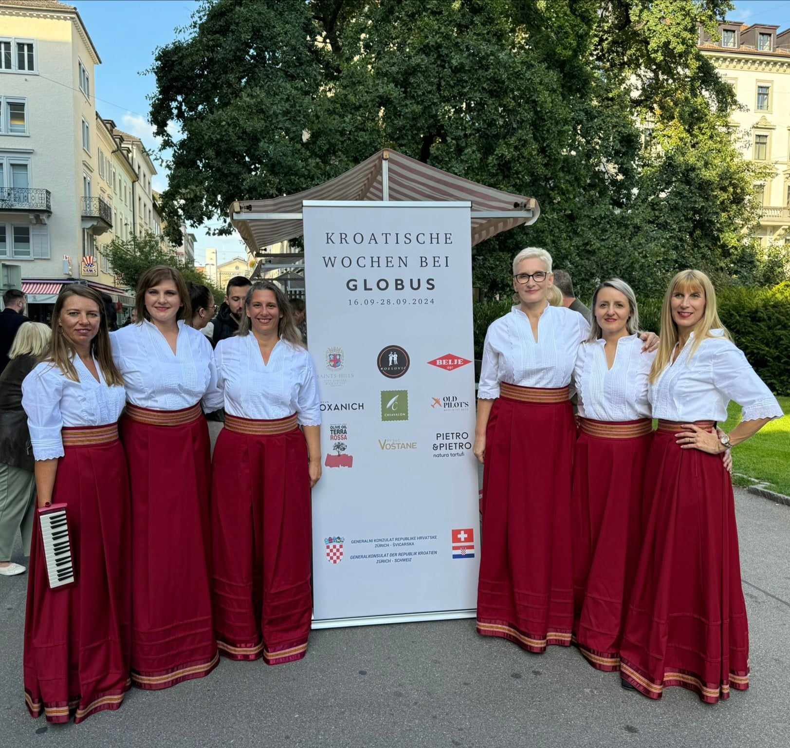 Teranke donijele klapsku pjesmu na Tjedan gastronomije u Zürichu